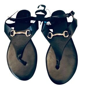 NEW Ardene Black Horsebit T-Strap Size 8 Flat Sandals Gold‎ Buckle Summer